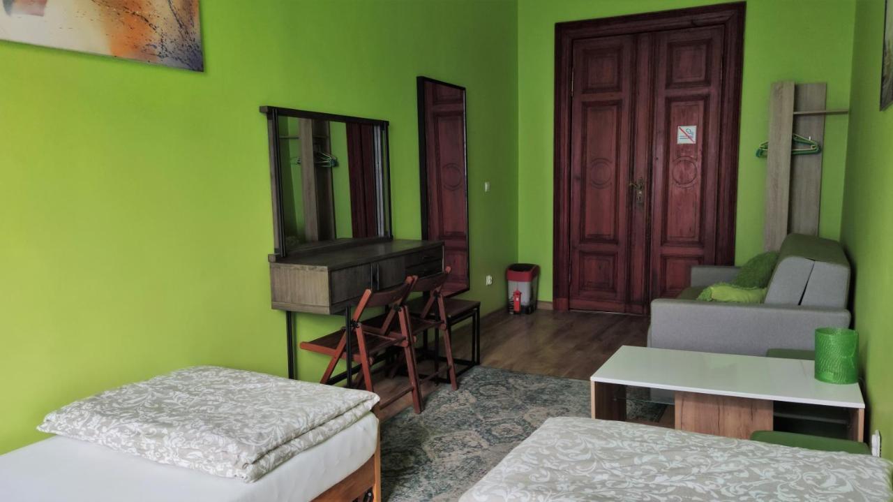 Babel Hostel, Dworzec Pkp, Rynek Wroclaw Luaran gambar